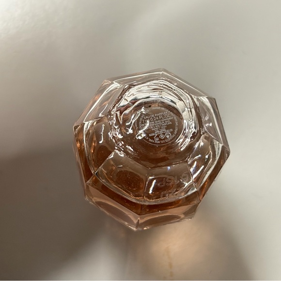 Viktor & Rolf Trio - Picture 3 of 3